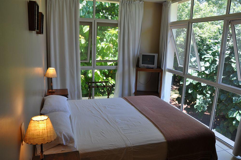 Iguazu Inn Hostel Puerto Iguazú Kültér fotó