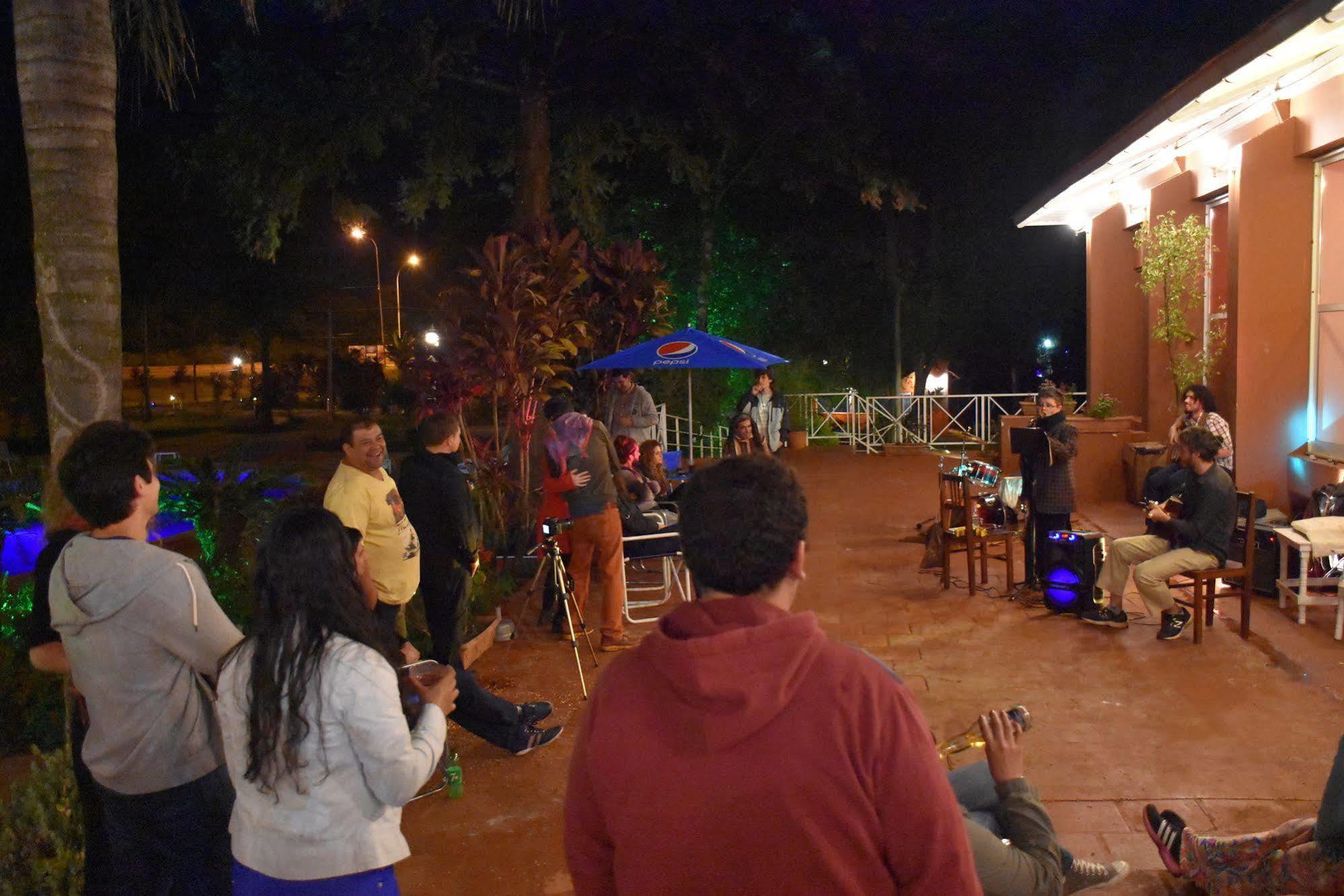 Iguazu Inn Hostel Puerto Iguazú Kültér fotó