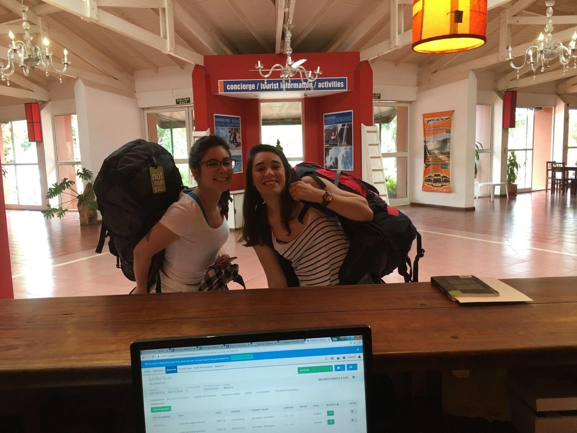 Iguazu Inn Hostel Puerto Iguazú Kültér fotó
