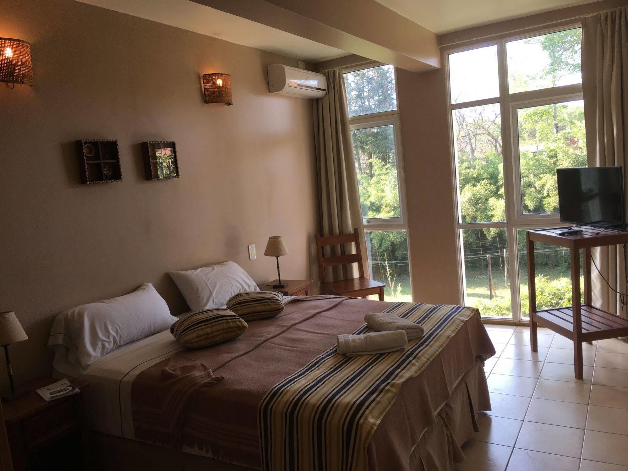 Iguazu Inn Hostel Puerto Iguazú Kültér fotó