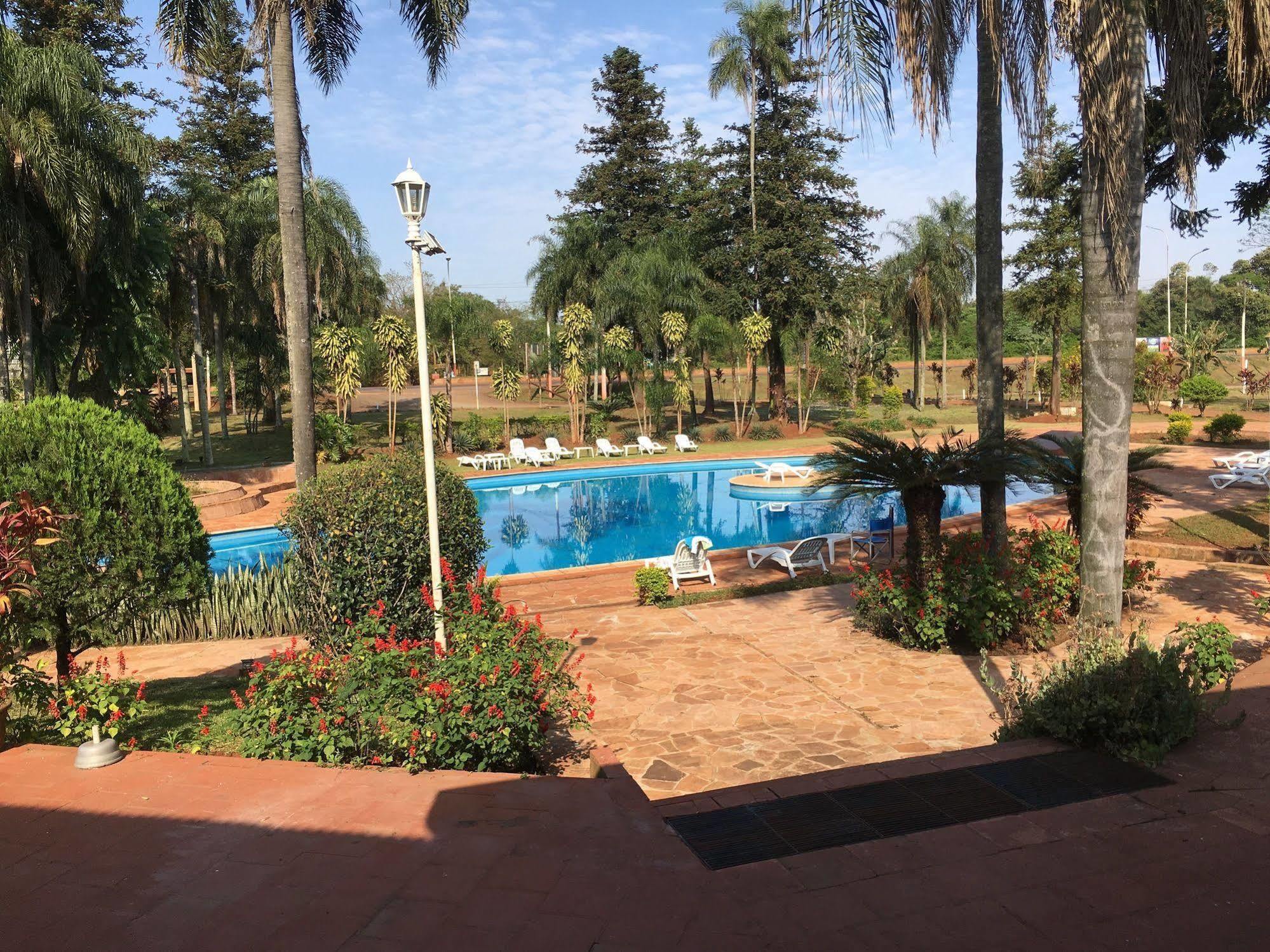 Iguazu Inn Hostel Puerto Iguazú Kültér fotó
